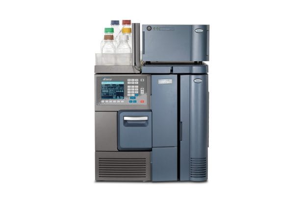 Alliance HPLC System with 2424 ELS Detector, 2998 PDA Detector, and SQ Detector 2.