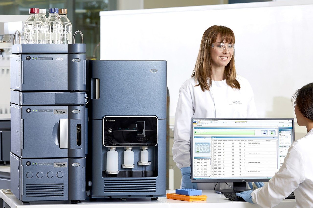 Ensure success with BioAccord System with tailored education and training, including how-to-video tutorials, eLearning modules, and advanced on-site application user training