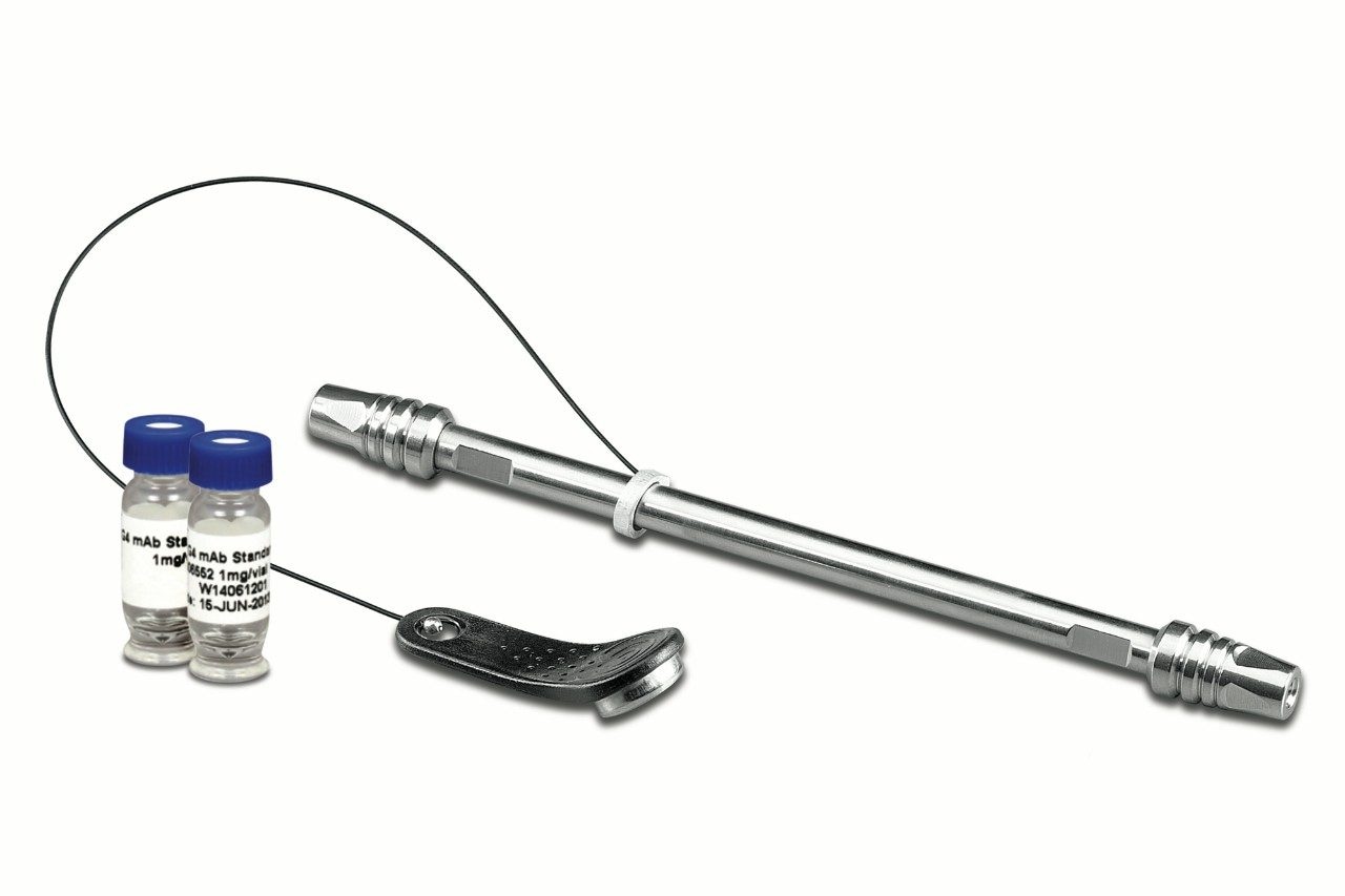 Columna BioResolve RP mAb Polyphenyl, 1/paq., con patrones de subunidades de mAb y mAb intacto