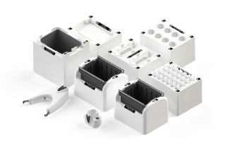 A complete starter set of dominos and pipette adaptors for a new Andrew+ Robot installation, for single- and 8-channel pipetting (not 12-channel).