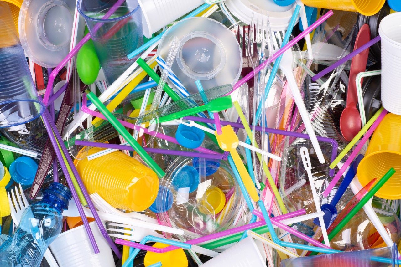 Disposable single use plastic objects