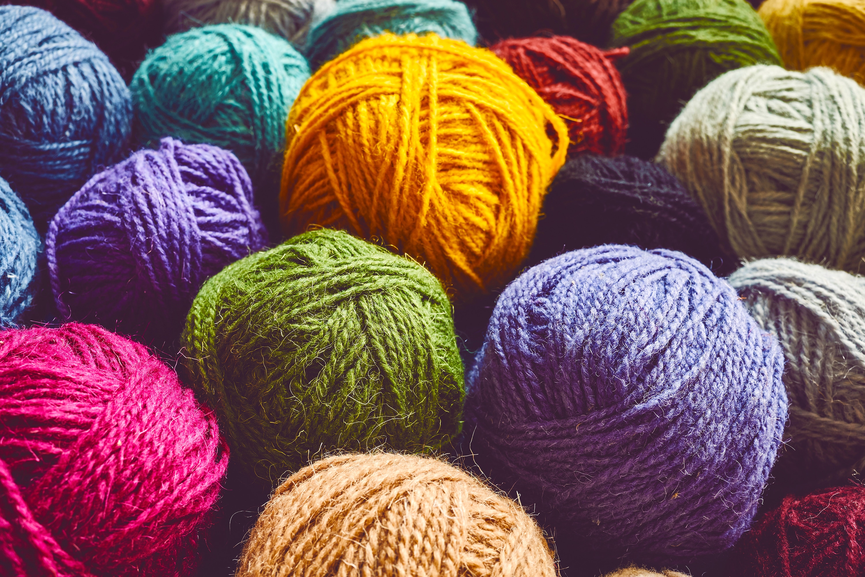 Rapid Screening Of Consumer Products For Disperse Dyes Waters