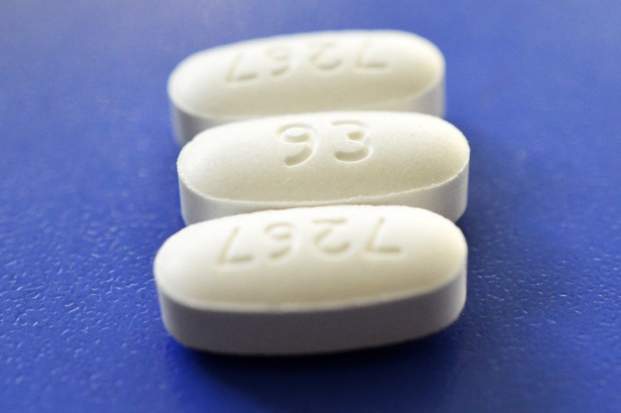 Metformin prescription pills with identification numbers