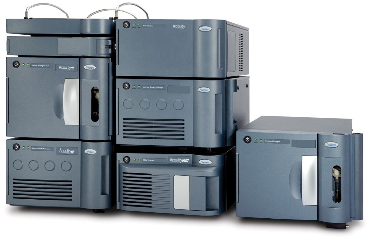  UPLC system controlled by MassLynx Software with FractionLynx Application Manager.